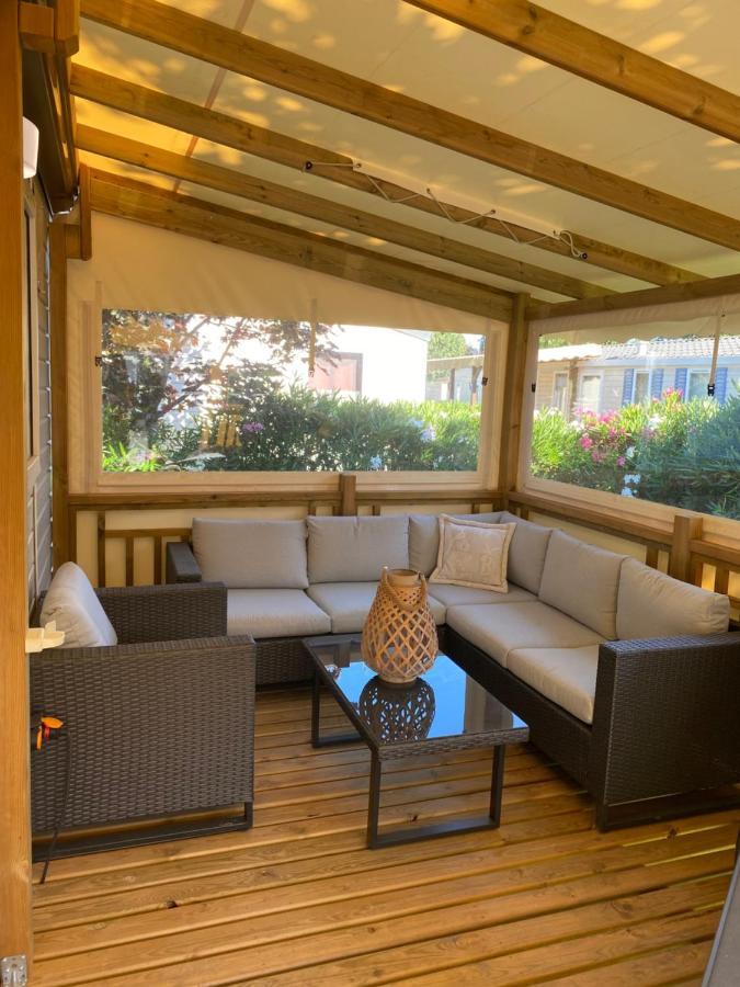 Mobil Home De Charme Fréjus المظهر الخارجي الصورة