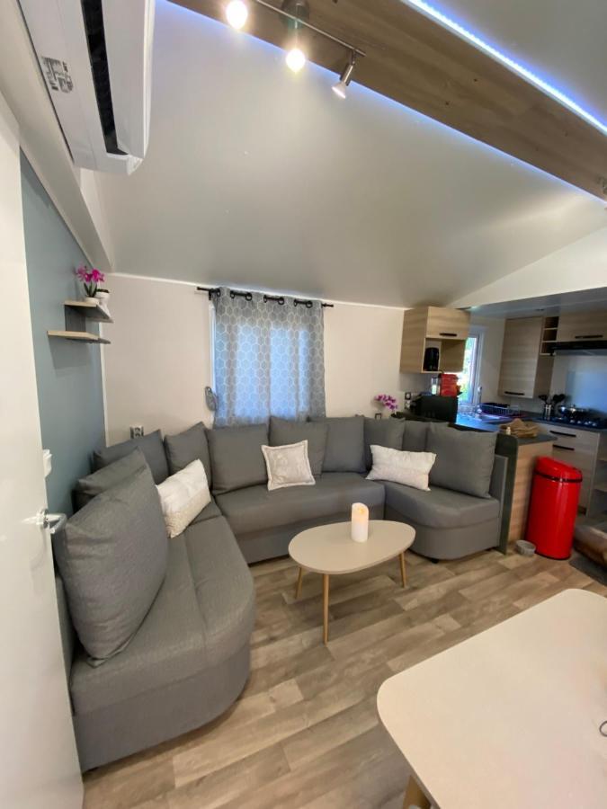 Mobil Home De Charme Fréjus المظهر الخارجي الصورة